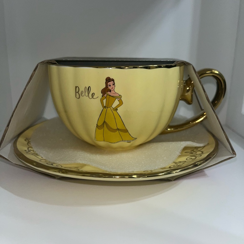 Belle teacup and saucer set